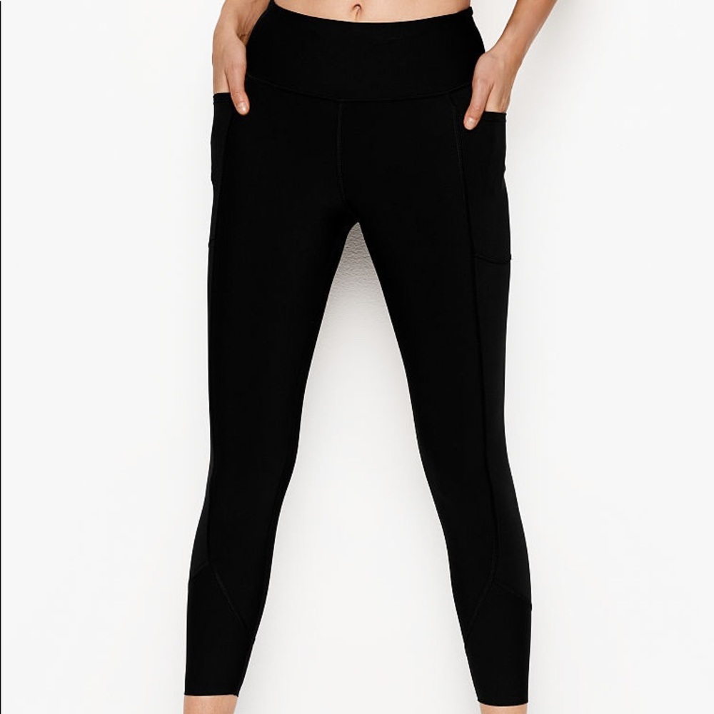 Total Knockout High-rise Tight Capris